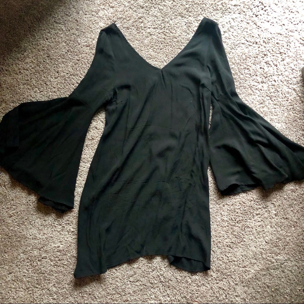 NWOT Audrey 3+1 Bell Sleeve Dress